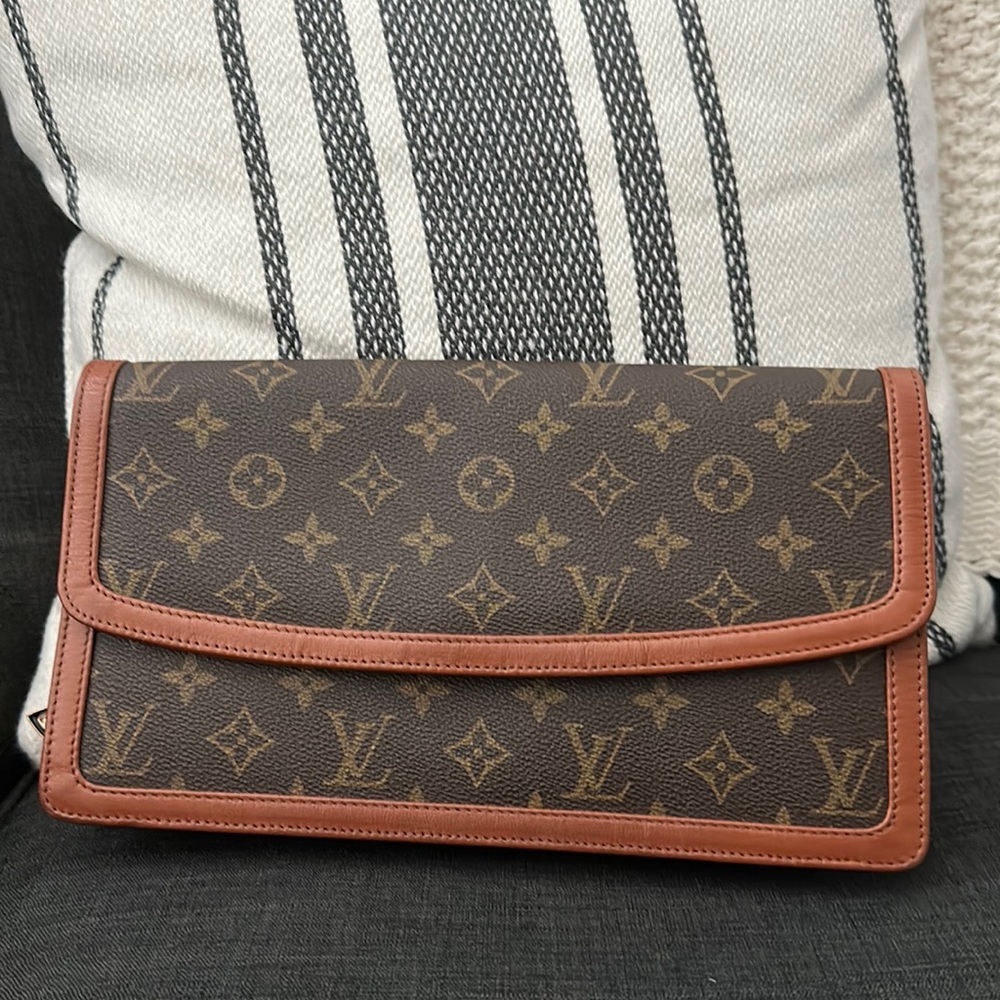 💖Authentic 💖Louis Vuitton Pochette Dam Monogram Canvas Clutch Bag Brown